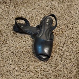 Born Ladies Black Shoes -New With No Tags